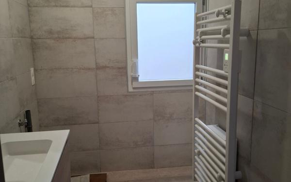 Maison à louer    5 pièces •  Crouttes-sur-Marne