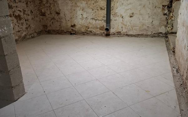 Maison à louer    5 pièces •  Crouttes-sur-Marne