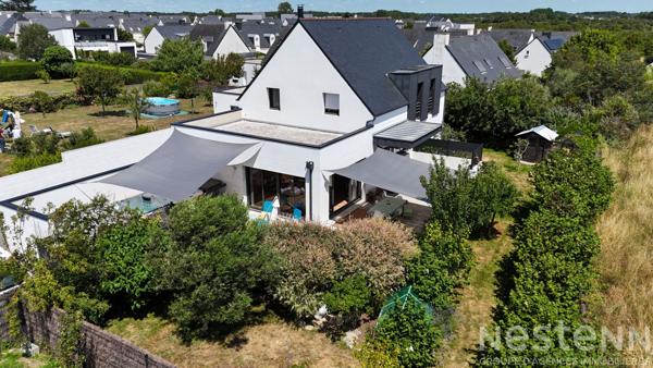 A vendre - Maison Contemporaine alliant volumes, confort et performance à PLOUHARNEL - Proche Bourg et Mer