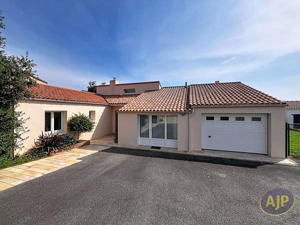 Vente maison Le Loroux Bottereau : 369 000 € - AJP Immobilier Le Loroux-Bottereau