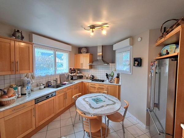 Maison Quincey 8 pièces 185 m2 à 333 900 euros