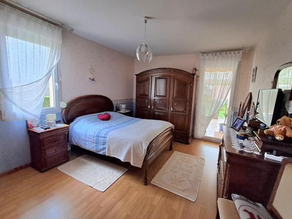 Maison Quincey 8 pièces 185 m2 à 333 900 euros