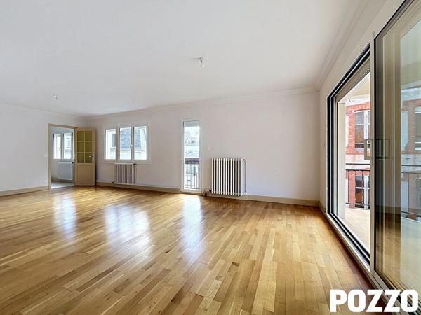 Appartement Granville (50400) hypercentre 5 pièces, avec terrasse bien exposée ! GRANVILLE