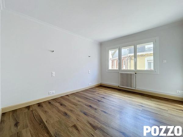Appartement Granville (50400) hypercentre 5 pièces, avec terrasse bien exposée ! GRANVILLE