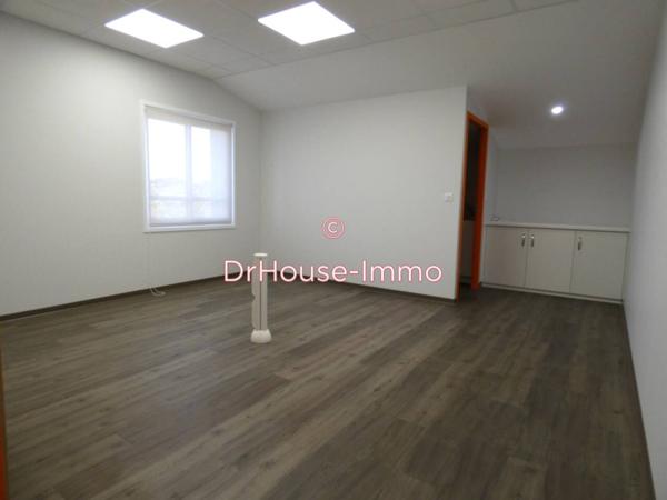 Commerce à vendre 9 pièces de 453 m²