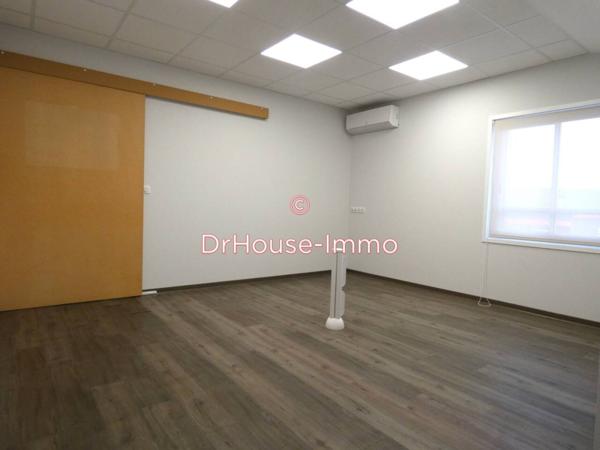 Commerce à vendre 9 pièces de 453 m²