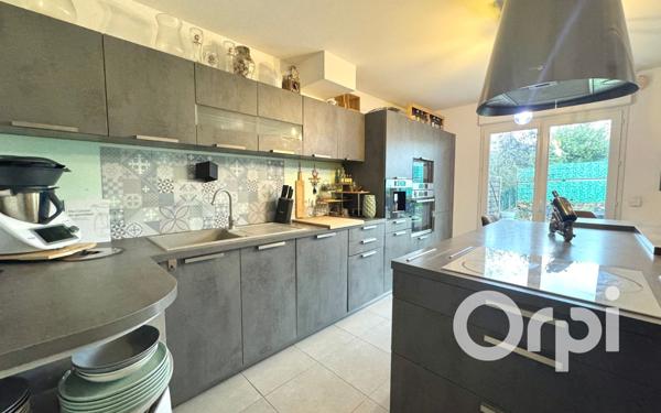 Maison à vendre    4 pièces •  Saint-Martin-de-Crau