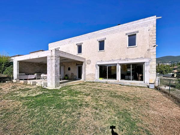 Maison Grasse 6 pièce(s) 268 m2