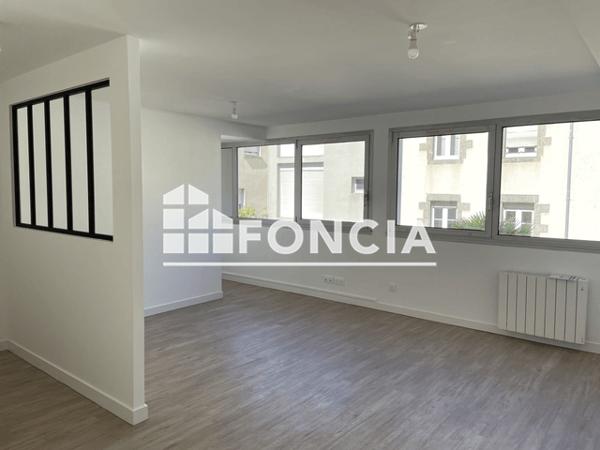 Location Appartement 2 pièces 45.22 m² - 14 RUE SAINTE BARBE Saint- Brieuc 22000
