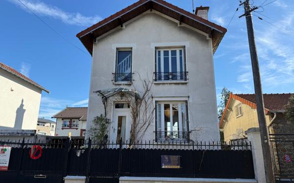 Maison à vendre    4 pièces • 76 m2 Villemomble
