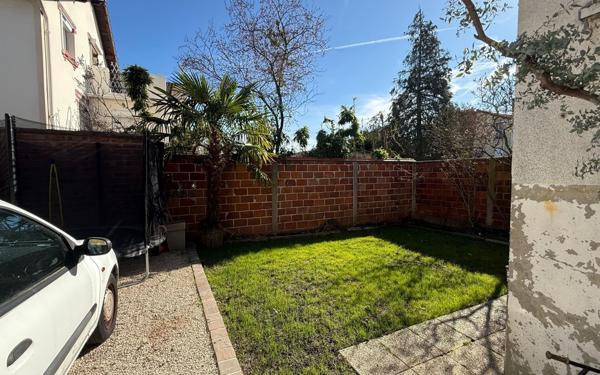 Maison à vendre    4 pièces • 76 m2 Villemomble