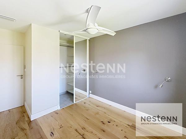 Maison plain pied à vendre - 4 chambres, garage, piscine et confort moderne !