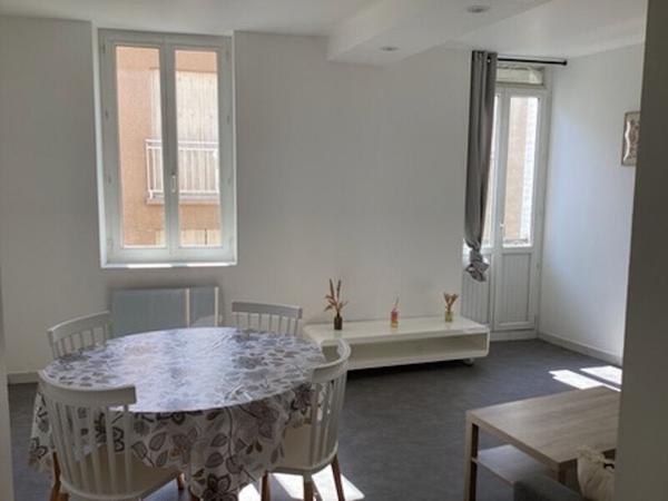 PAMIERS - À louer appartement en duplex meublé de type 3