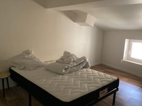 PAMIERS - À louer appartement en duplex meublé de type 3