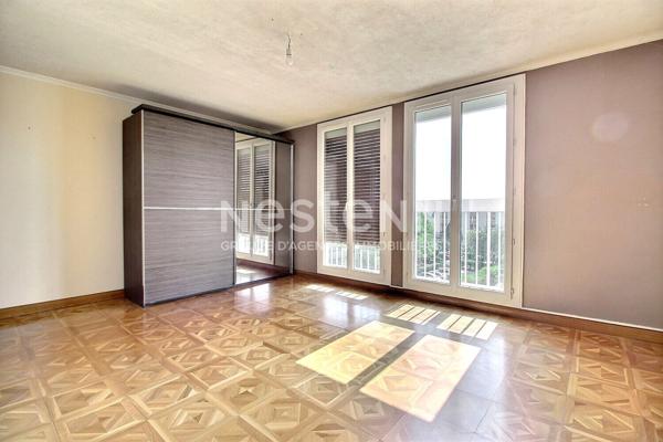 Marignane - Appartement T5 de 82m² avec terrasse et cave privative