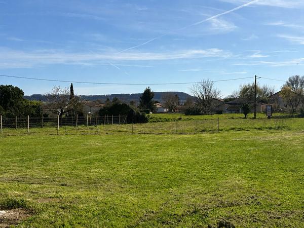 47300 VILLENEUVE SUR LOT Ensemble immobilier à Villeneuve/Lot