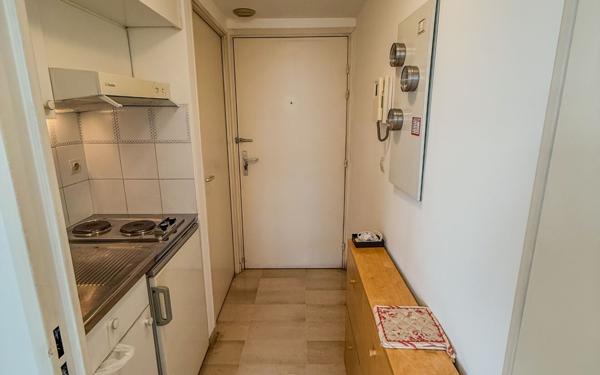 Appartement à vendre    1 pièce • 23 m2 Cannes