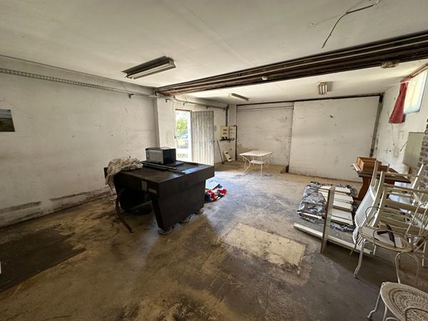 Maison Chaumont en Vexin 7 pièce(s) 238.74 m2/ 5 chambres/ Dépendances / Grange/ terrain 3500 m²