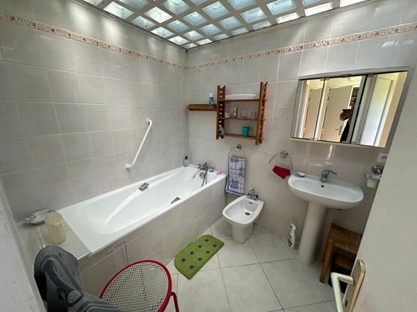 Maison Chaumont en Vexin 7 pièce(s) 238.74 m2/ 5 chambres/ Dépendances / Grange/ terrain 3500 m²