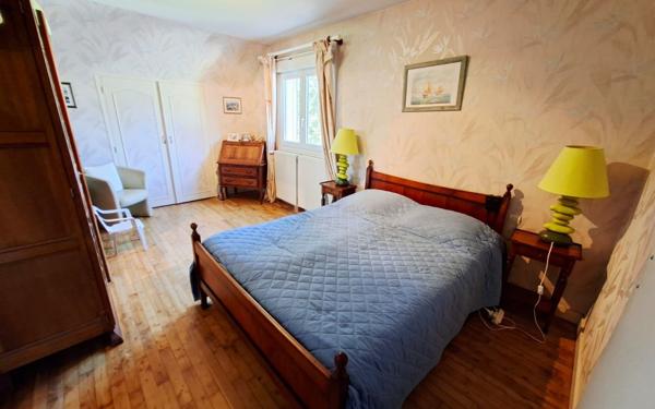 Maison à vendre    5 pièces • 690 m2 Plestin-les-Grèves