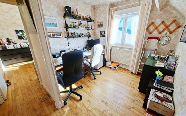 Maison à vendre    5 pièces • 690 m2 Plestin-les-Grèves