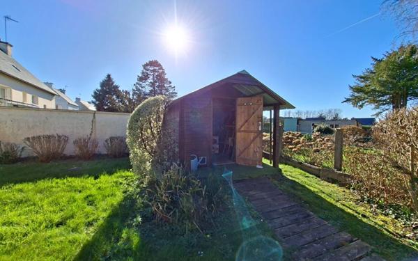 Maison à vendre    5 pièces • 690 m2 Plestin-les-Grèves