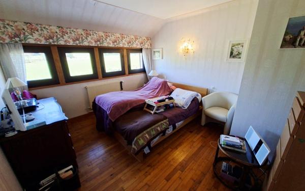 Maison à vendre    5 pièces • 690 m2 Plestin-les-Grèves