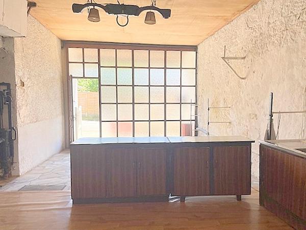 Maison à rénover 137 m2 garage et grenier