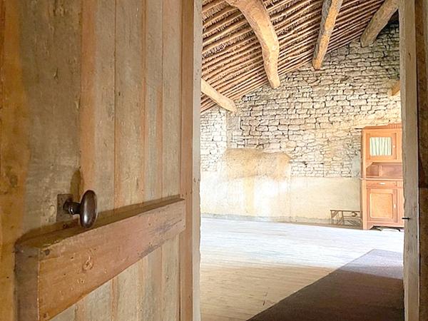 Maison à rénover 137 m2 garage et grenier