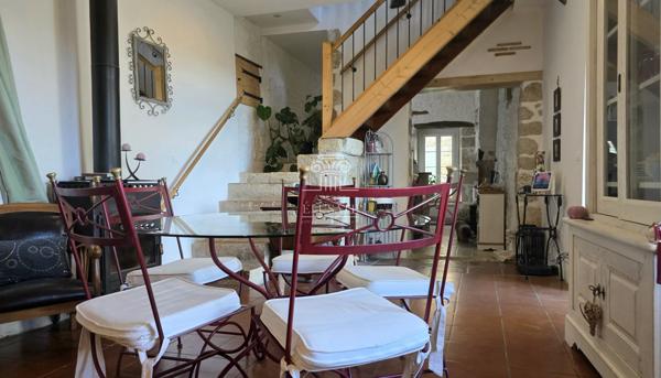 Condom (32100) MAISON T3 AVEC TERRASSE - 100M² AU COEUR D'UN CHARMAND VILLAGE AVEC JARDIN NON ATTENANT / PROCHE CONDOM