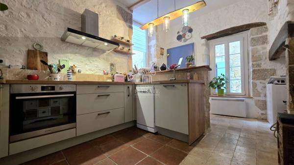 Condom (32100) MAISON T3 AVEC TERRASSE - 100M² AU COEUR D'UN CHARMAND VILLAGE AVEC JARDIN NON ATTENANT / PROCHE CONDOM