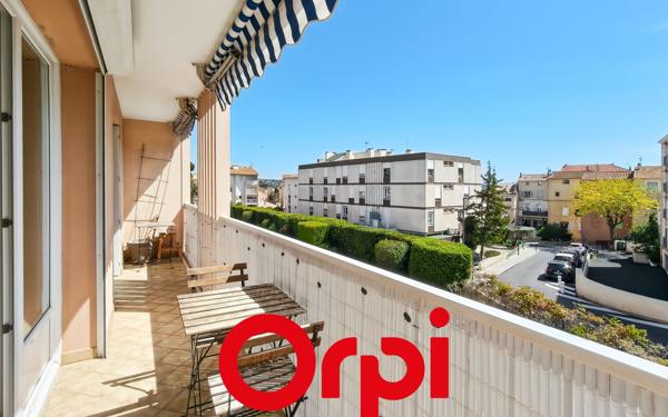 Appartement à vendre    3 pièces • 69,30 m2 Bandol