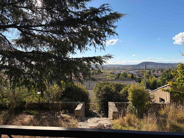 Appartement résidence seniors ? Nîmes / Vaunage ? Terrasse 19 m²