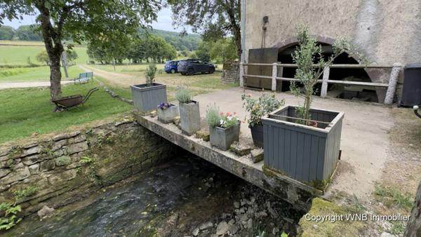 Bien immobilier à vendre 13 pièces de 414 m²