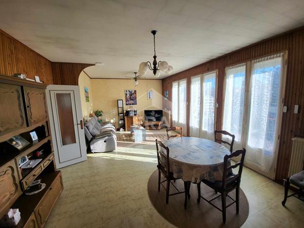 Maison Surgeres 5 pièce(s) 108 m2