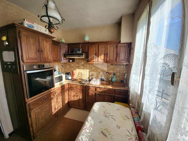 Maison Surgeres 5 pièce(s) 108 m2