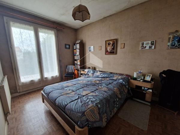 Maison Surgeres 5 pièce(s) 108 m2