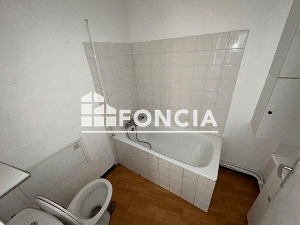 Location Appartement 2 pièces 44.82 m² - RUE PASTEUR-J.MOULIN-MOZART Bourg-les-valence 26500