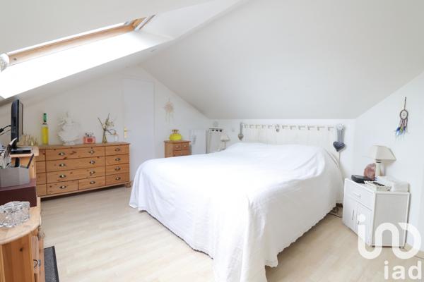 Maison à vendre 9 pièces 158 m² Voisins-le-Bretonneux