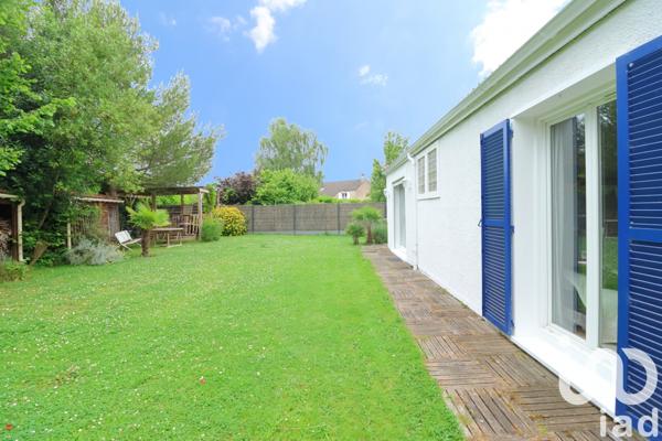 Maison à vendre 9 pièces 158 m² Voisins-le-Bretonneux