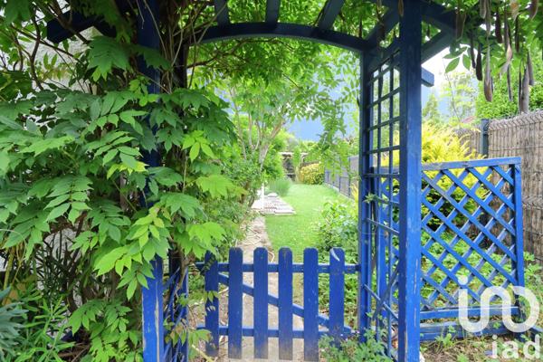 Maison à vendre 9 pièces 158 m² Voisins-le-Bretonneux