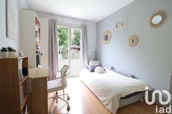 Maison à vendre 9 pièces 158 m² Voisins-le-Bretonneux