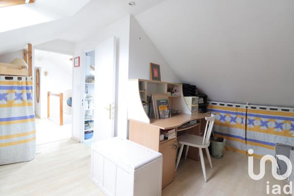 Maison à vendre 9 pièces 158 m² Voisins-le-Bretonneux