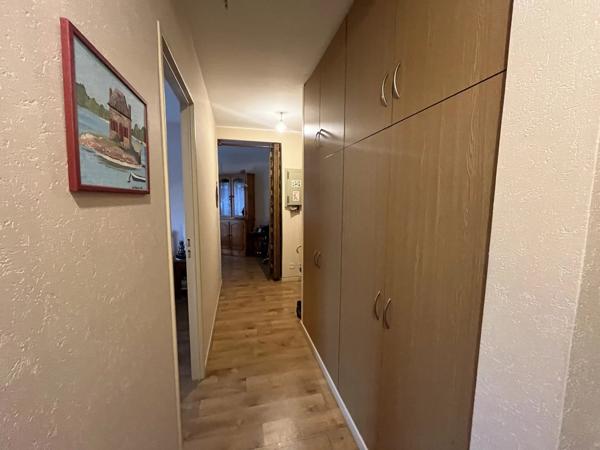 Vente                                                      Appartement
                        
                     3 pièces                      44 m2                     à Nevers