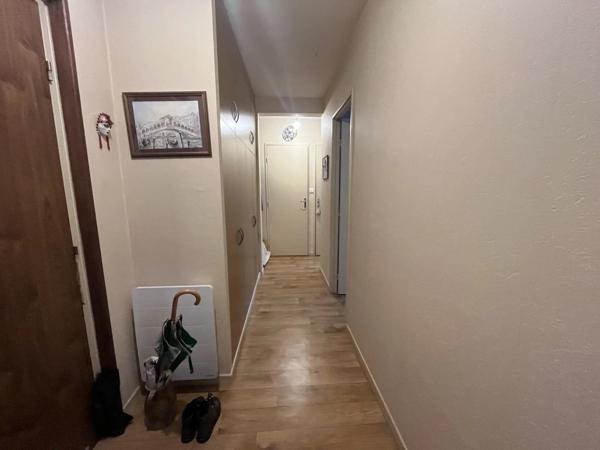 Vente                                                      Appartement
                        
                     3 pièces                      44 m2                     à Nevers