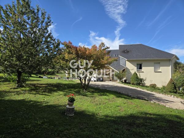 RIGNAC - Maison familiale avec piscine, 6 chambres, 165 m2 habitables, double garage, terrain 3152 m2