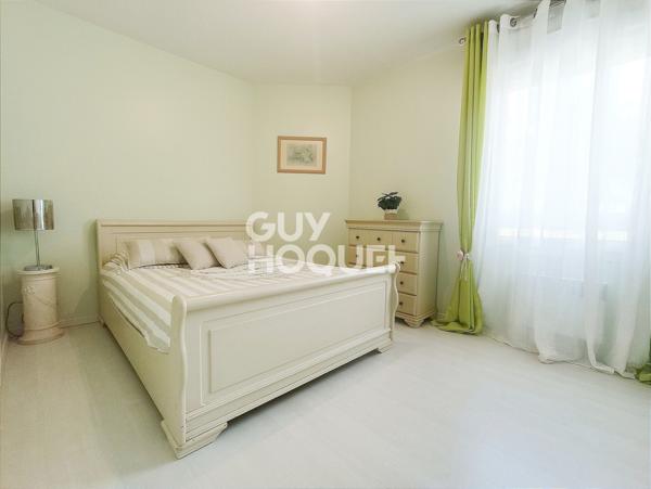 RIGNAC - Maison familiale avec piscine, 6 chambres, 165 m2 habitables, double garage, terrain 3152 m2