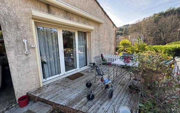 Maison à vendre    7 pièces •  Génolhac