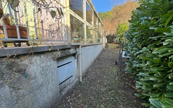 Maison à vendre    7 pièces •  Génolhac