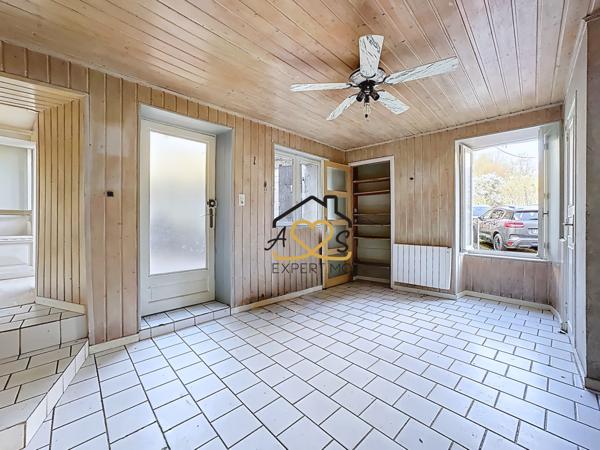 Champeix (63320) MAISON 4 CHAMBRES - TERRAIN - DÉPENDANCES - CHAMPEIX 63320